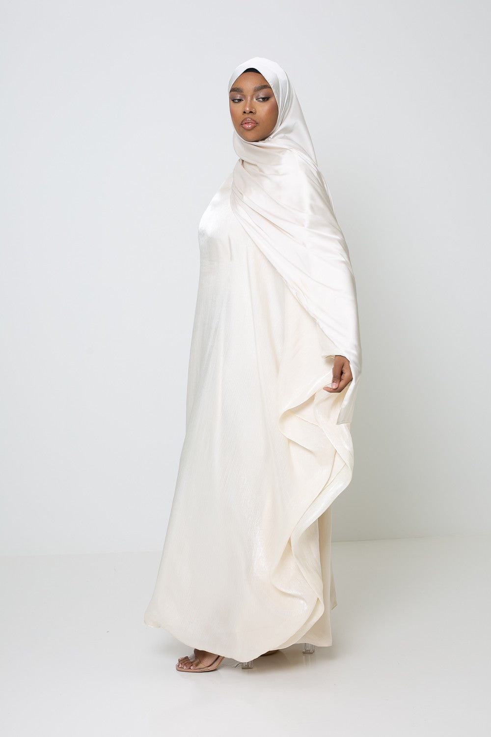 Abaya organza Cream